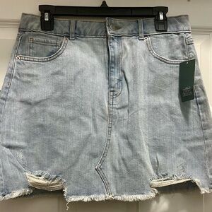NWT Wild Fable denim skirt size 8
